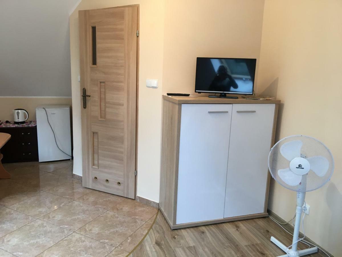 Bajkowe Mazury Apartamento Mikołajki Exterior foto